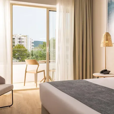 فندق Aluasoul Sunny (adults Only)